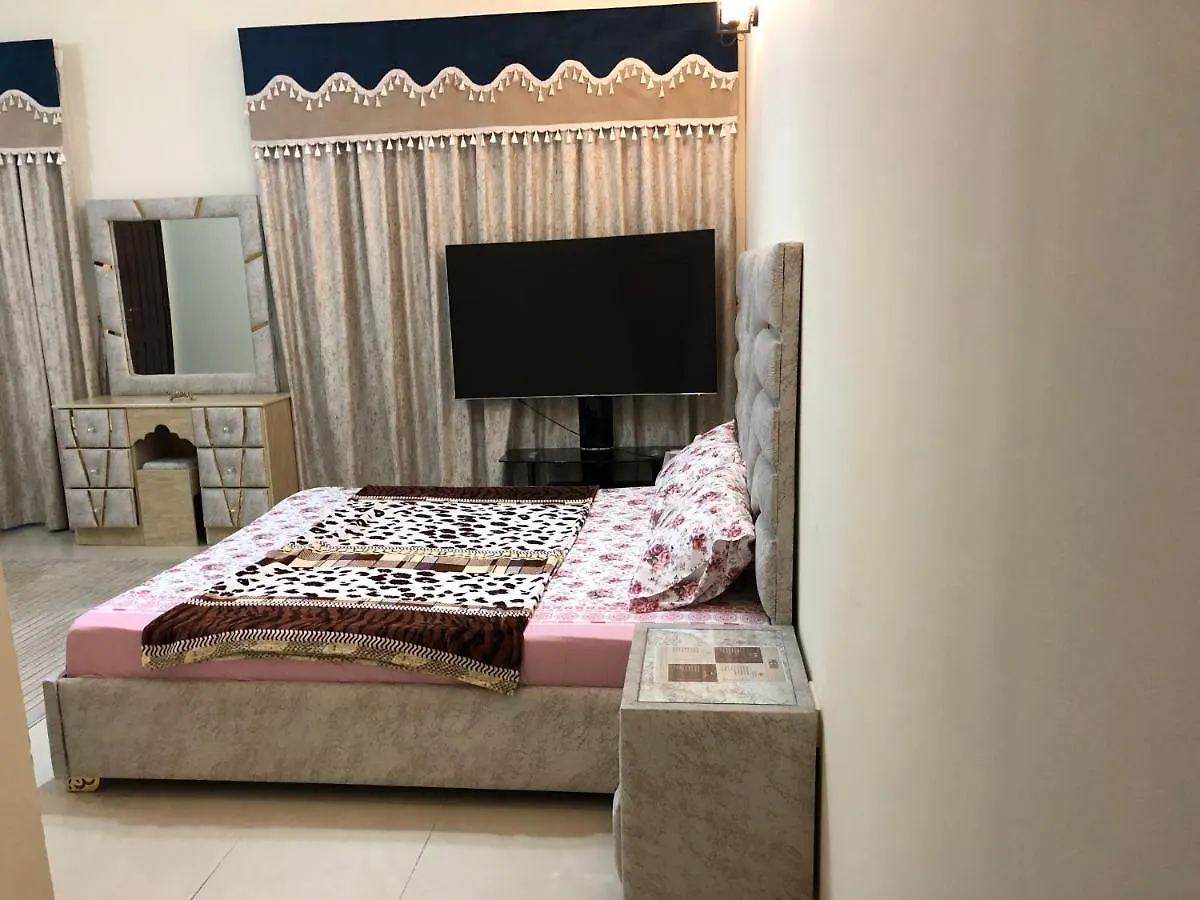 Private Rooms With Bathrooms In Dubaj Homestay szállás